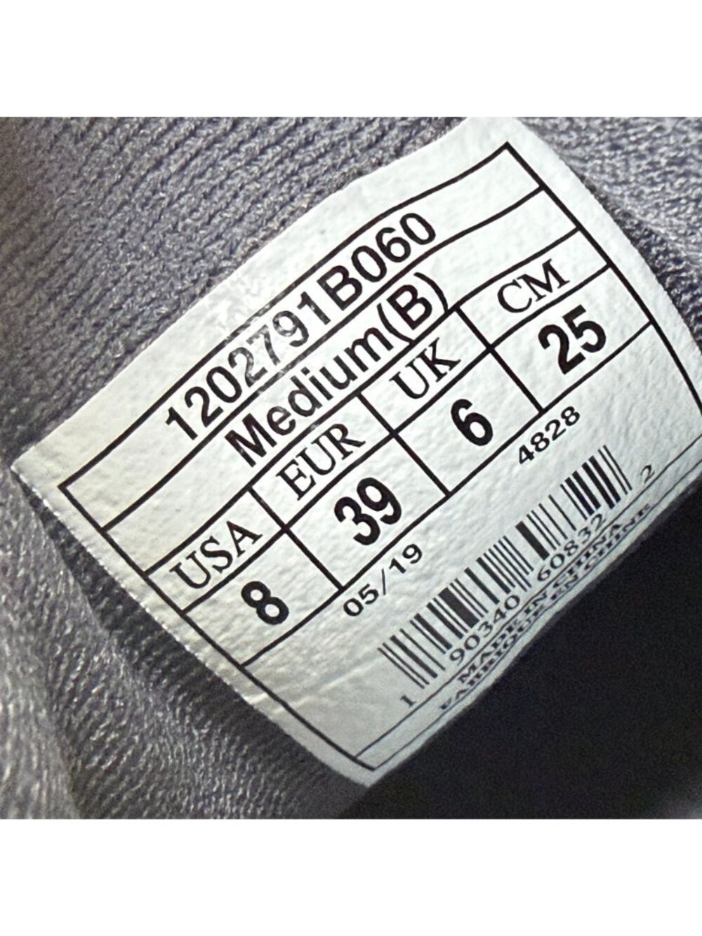 Brooks Levitate 2 Athletic Running Shoes Womens 8 Gray Lilac Breathable Low Top - Picture 8 of 10
